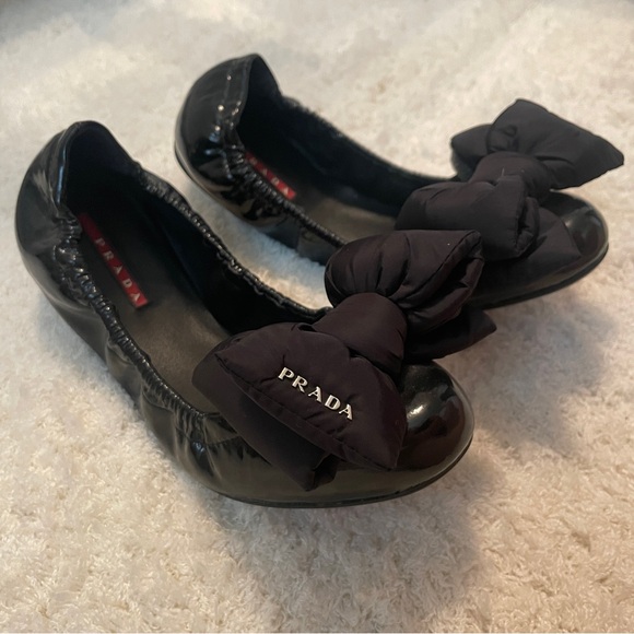 Prada Sport Black Patent Leather Nylon Bow Detail Scrunch Ballet Flat Size 37.5 - Picture 2 of 13